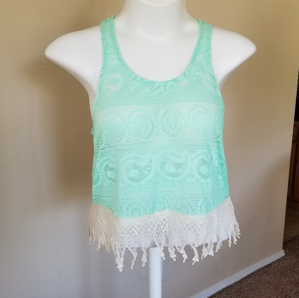 Annianna Lace Tank Top - Picture 3 of 10